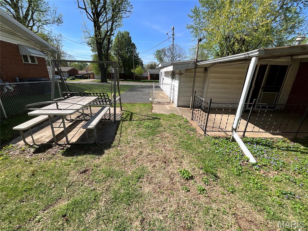 805 Willoway Avenue Property Photo 23