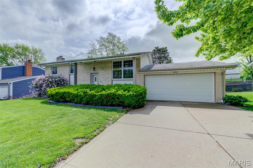 200 Briarcliff Drive Property Photo 1