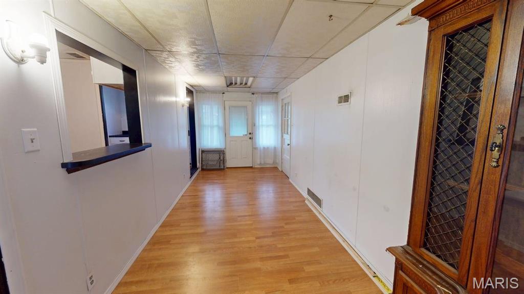 507 W Washington Property Photo 12