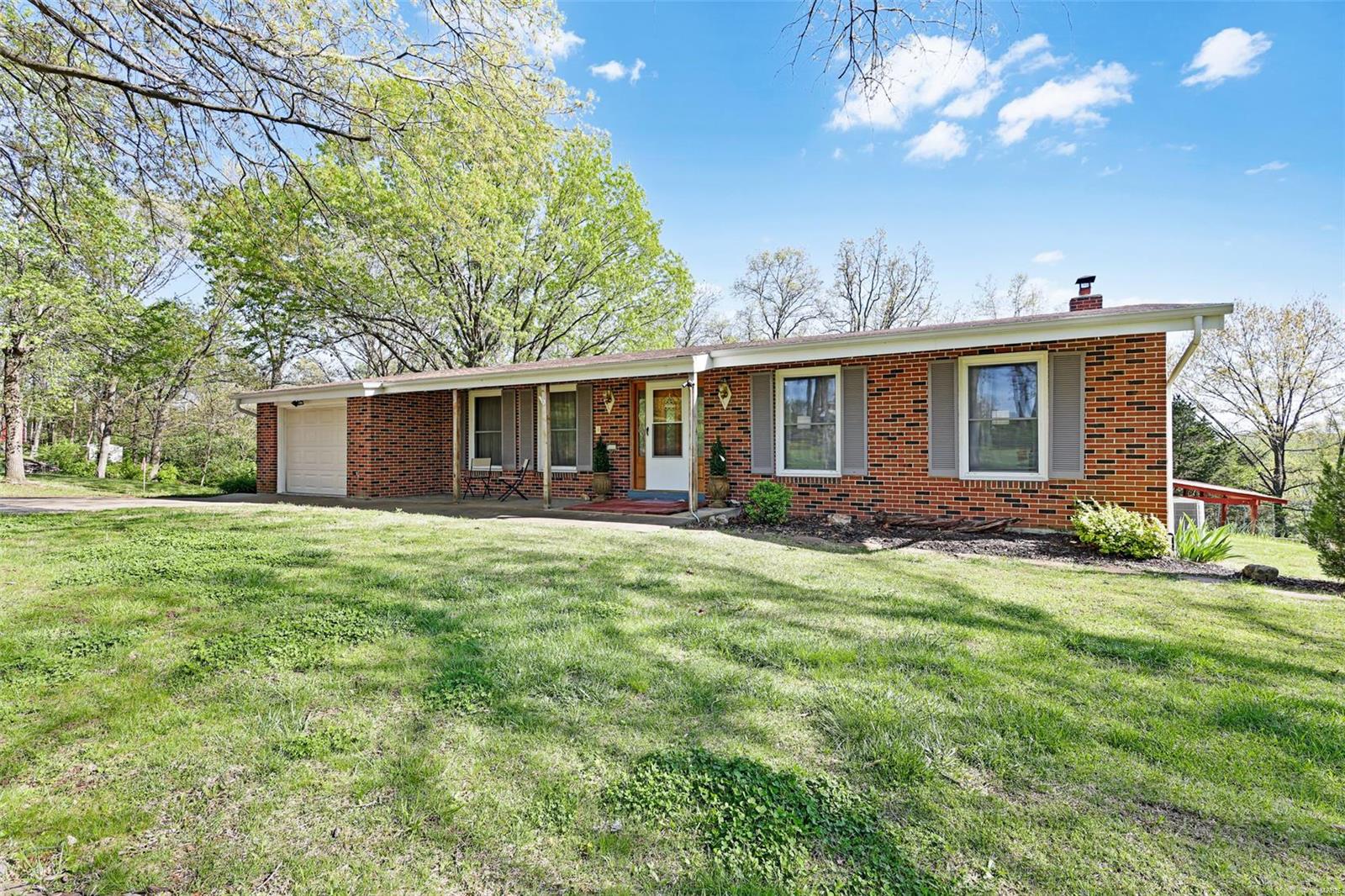 5664 Country Club Lane Property Photo
