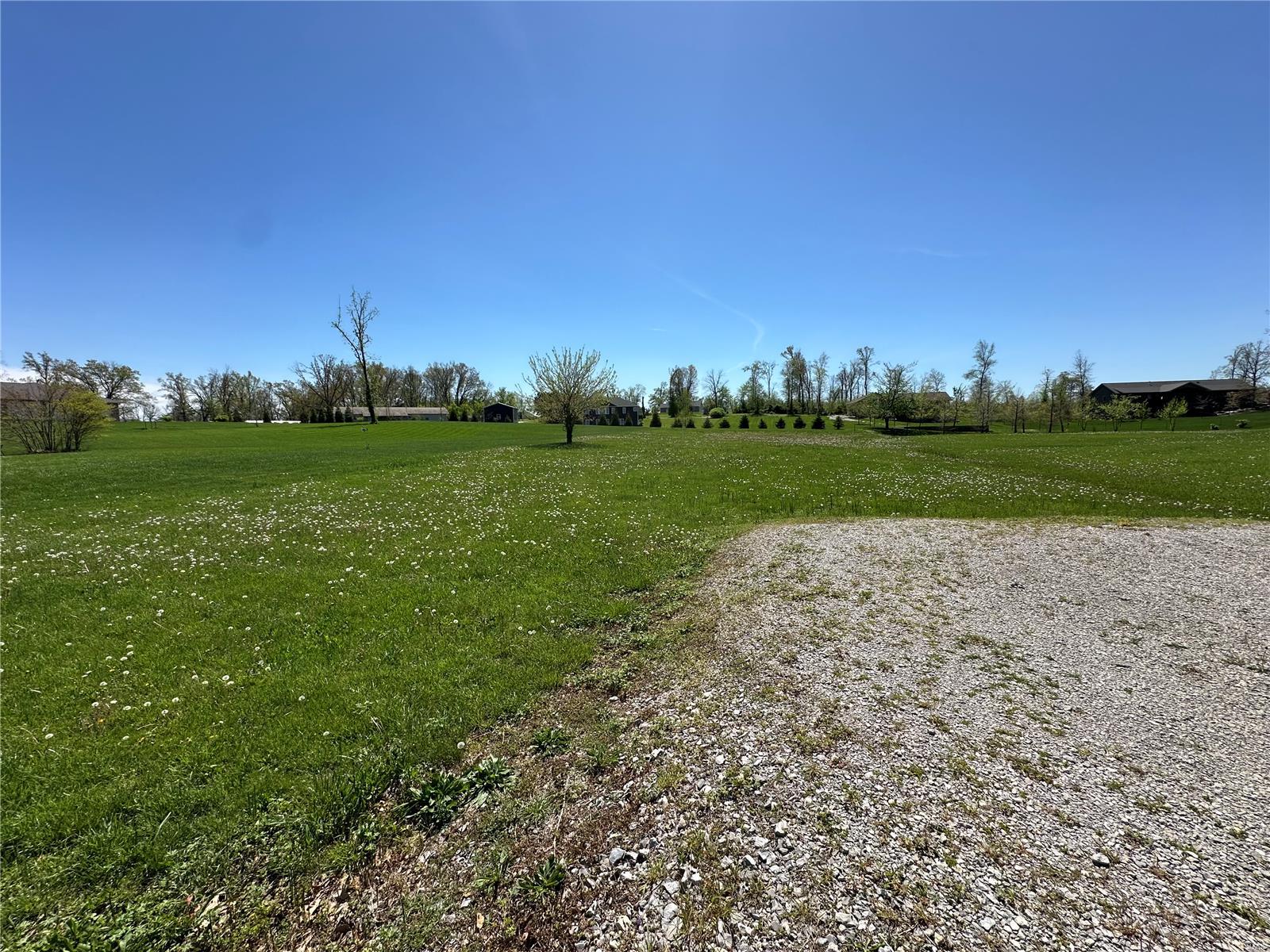 2655 N Kingshighway Property Photo