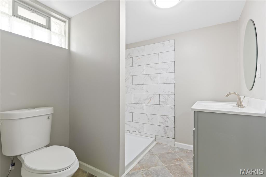 656 Beatrice Avenue Property Photo 27