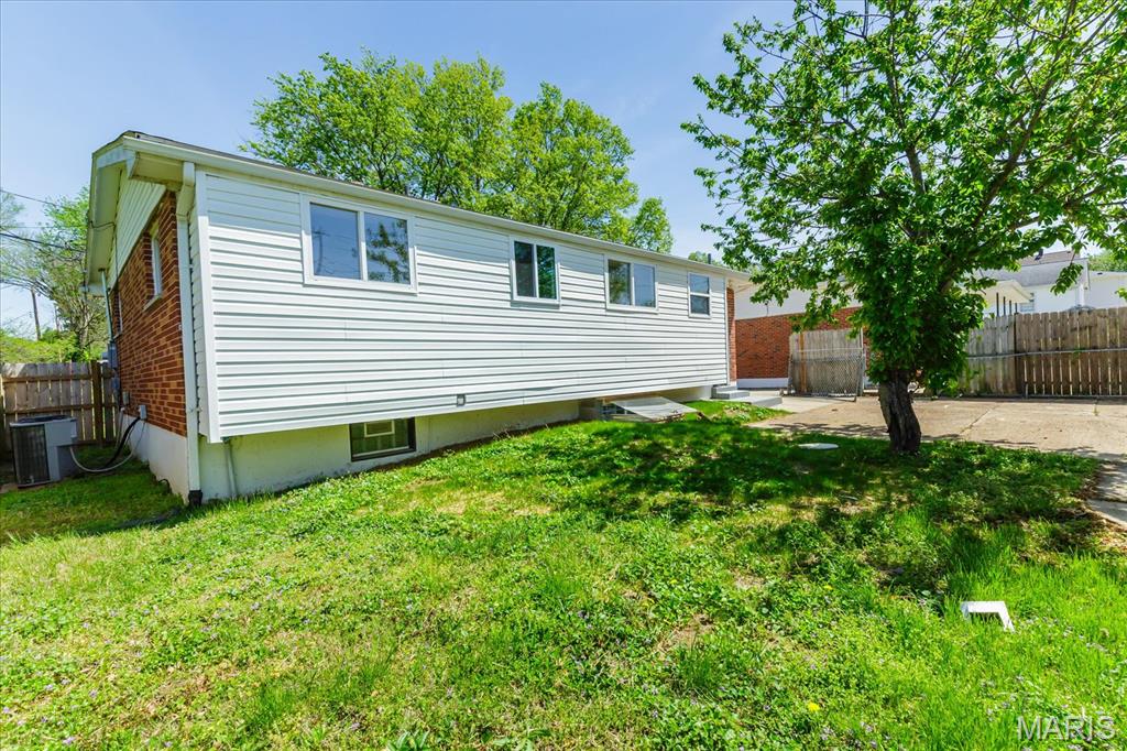656 Beatrice Avenue Property Photo 29