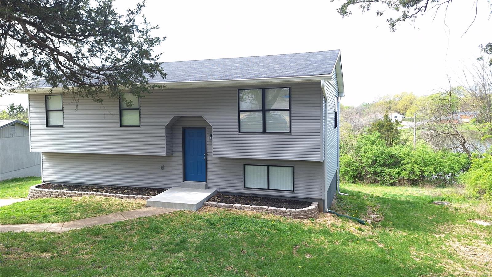 3687 E Lakeview Drive Property Photo