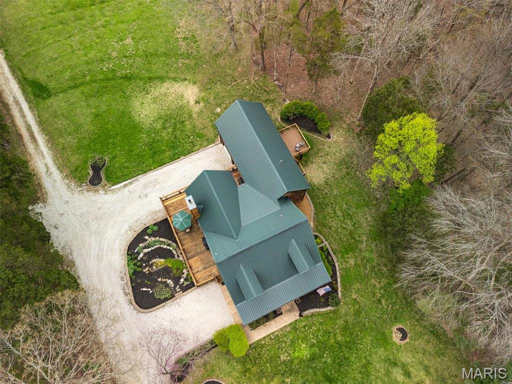 2595 State Road F Property Photo 4