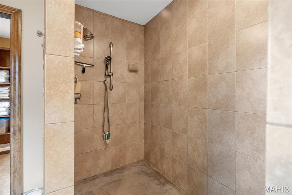 2595 State Road F Property Photo 34