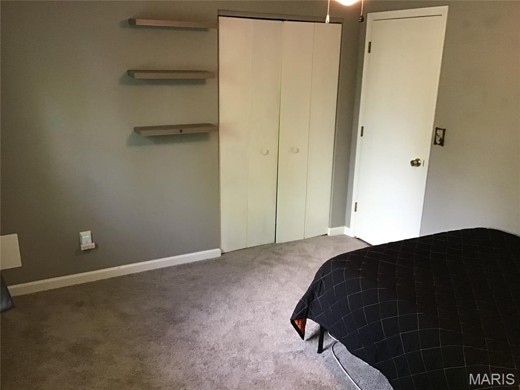 21 Wenona Ct. Property Photo 17