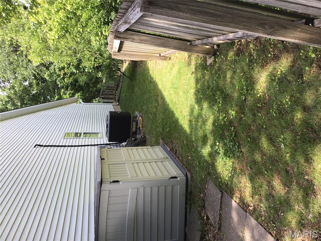 21 Wenona Ct. Property Photo 26