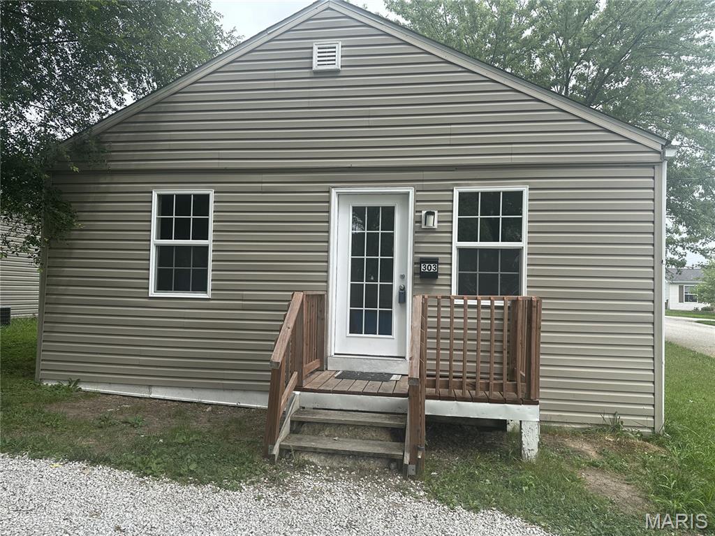 303 Howard Drive Property Photo 1