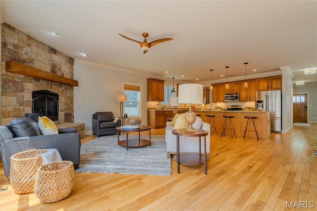 734 Fuhrmann Terr Property Photo 18