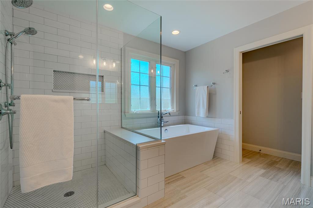 734 Fuhrmann Terr Property Photo 29