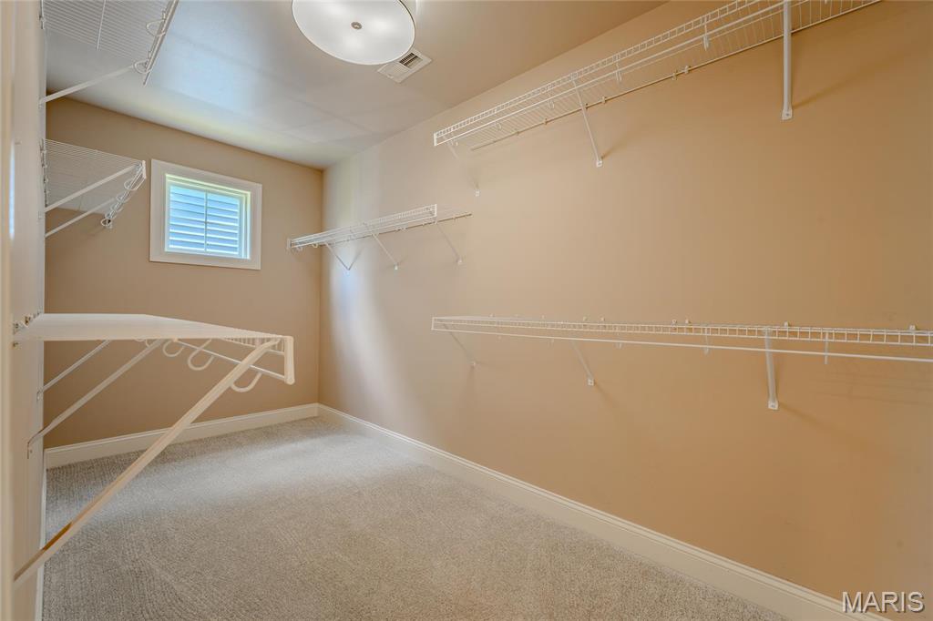 734 Fuhrmann Terr Property Photo 32