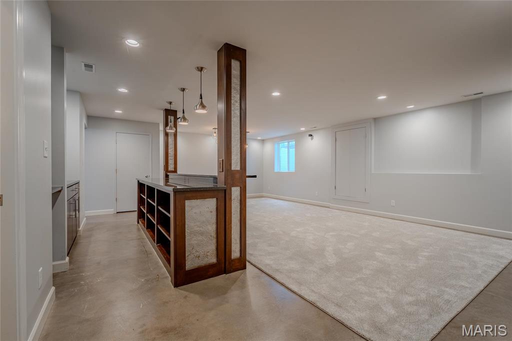 734 Fuhrmann Terr Property Photo 47