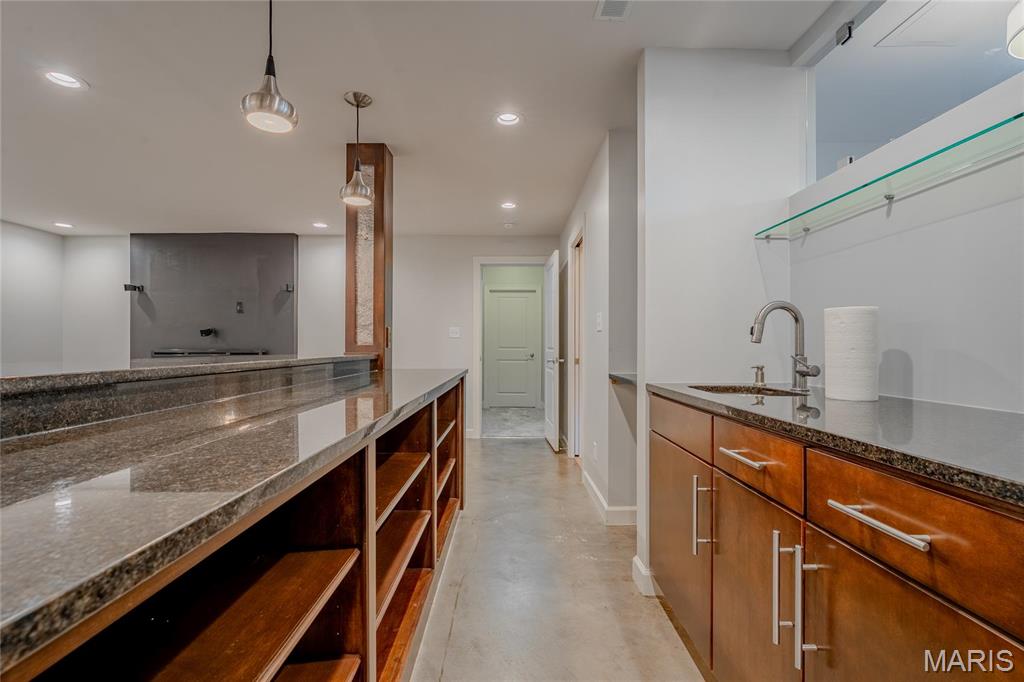 734 Fuhrmann Terr Property Photo 50