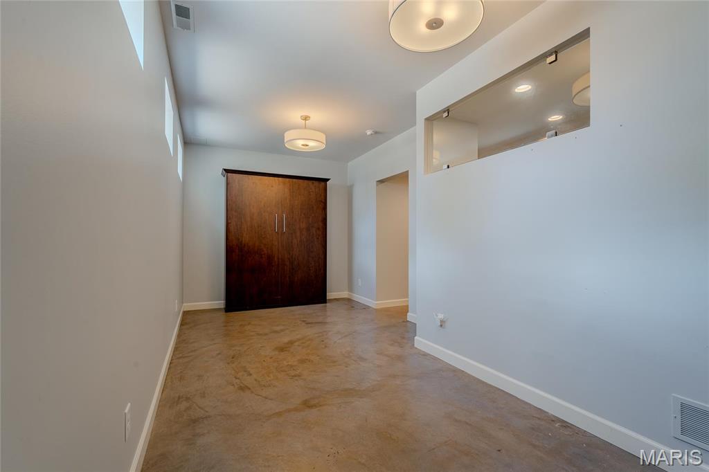 734 Fuhrmann Terr Property Photo 52