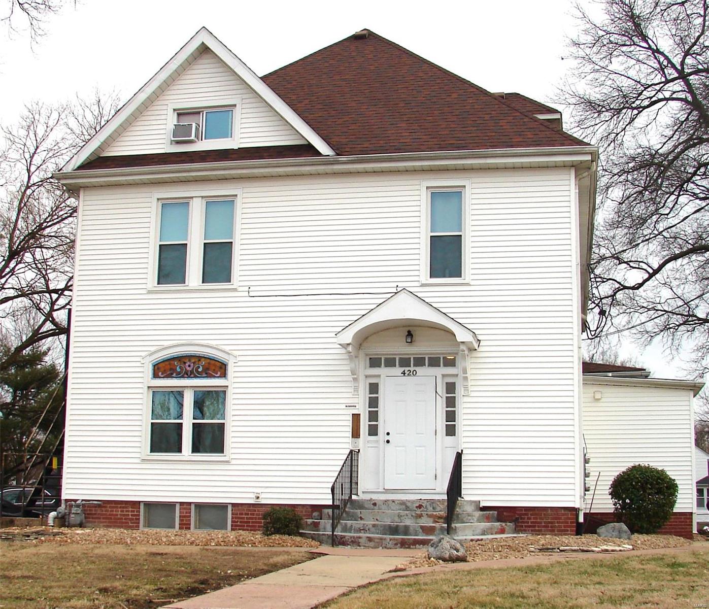 420 E Vandalia Street B1 Property Photo