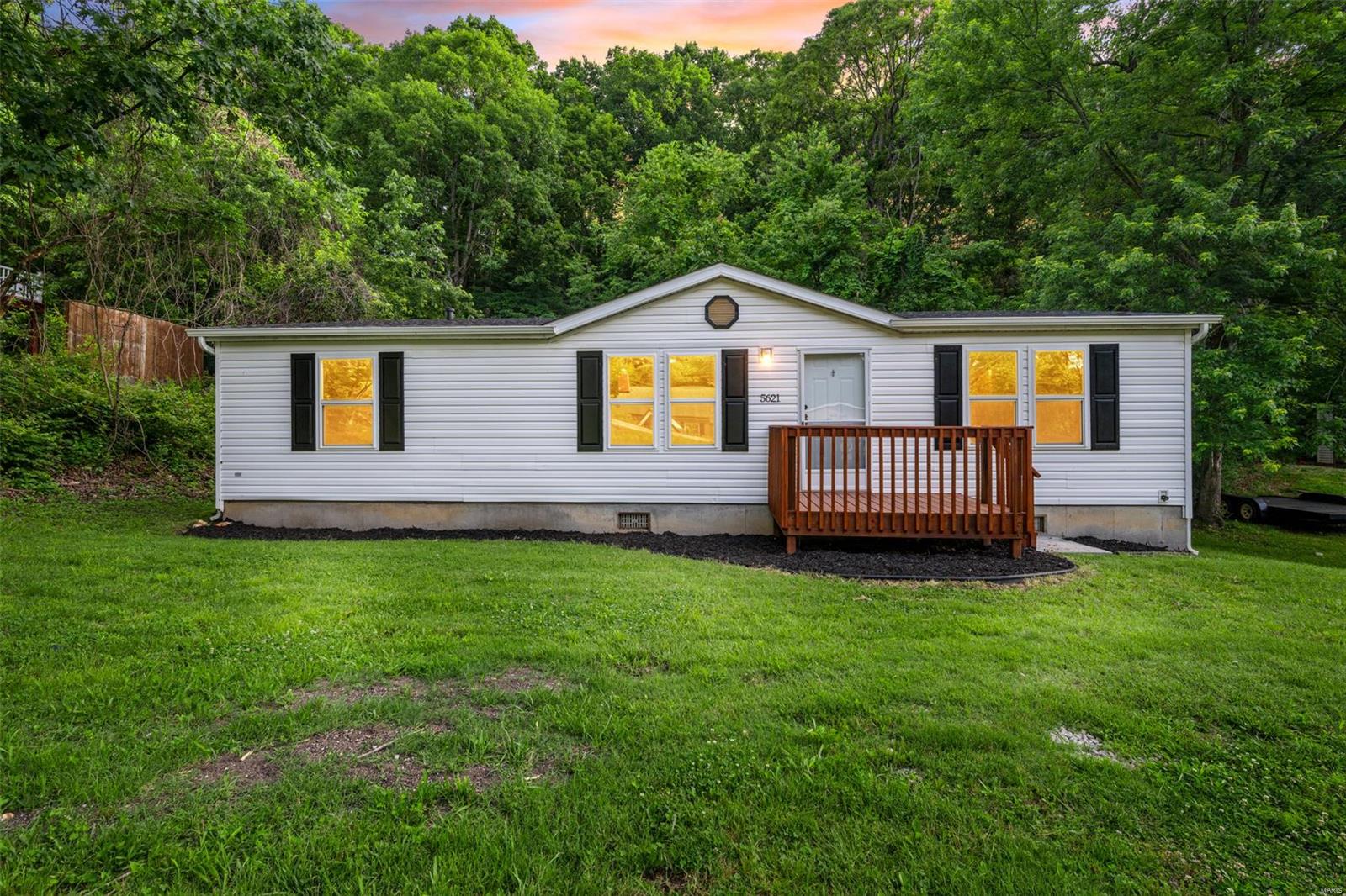 5621 Dillon Road Property Photo
