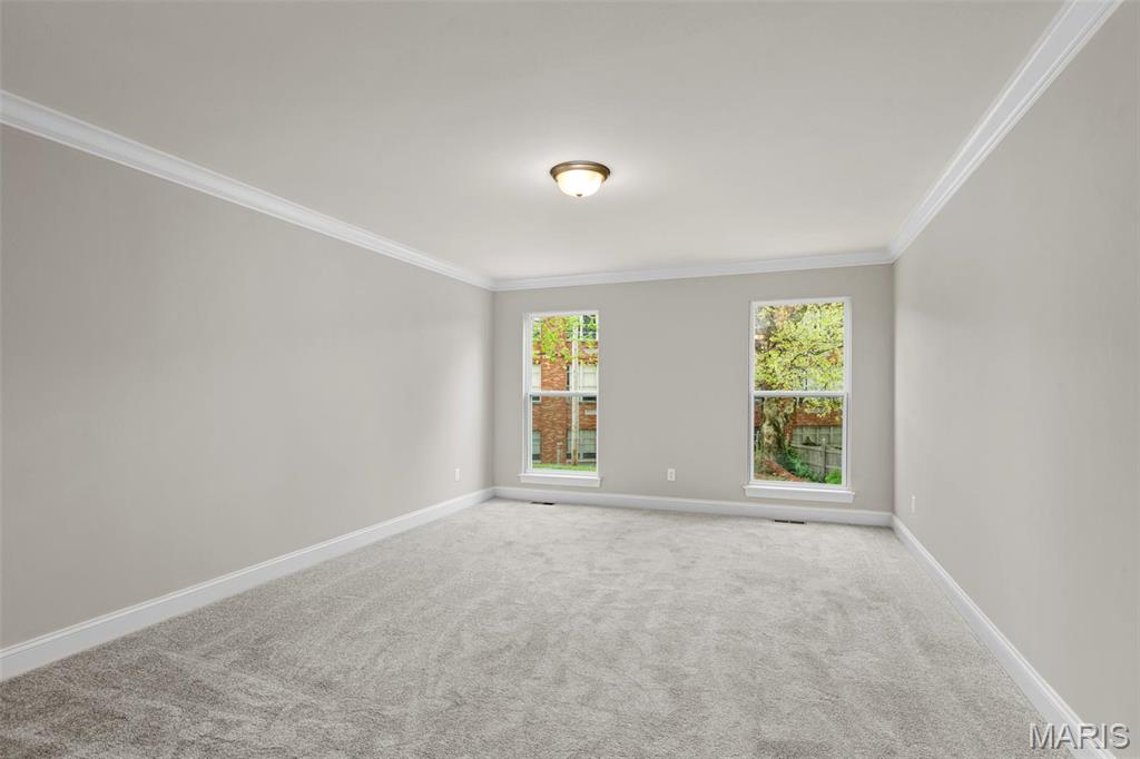 2 Maple At Parkview Manors Property Photo 8