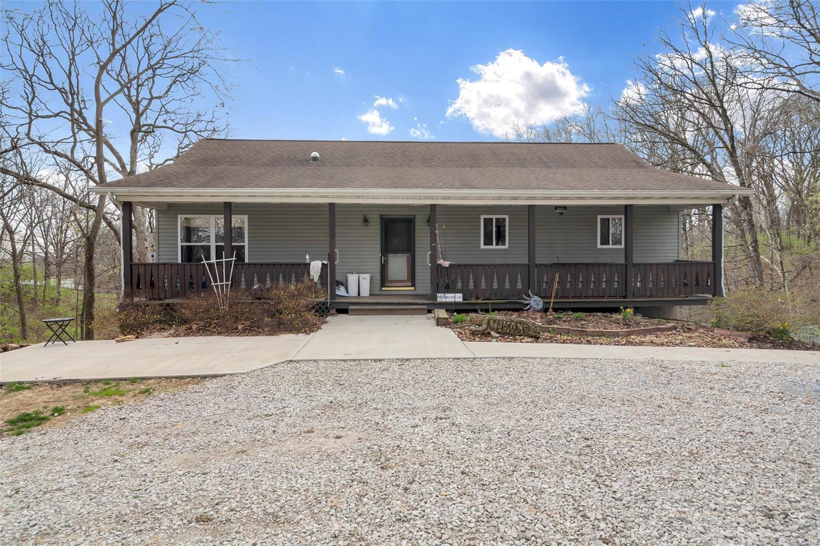 21537 Crystal Boulevard Property Photo