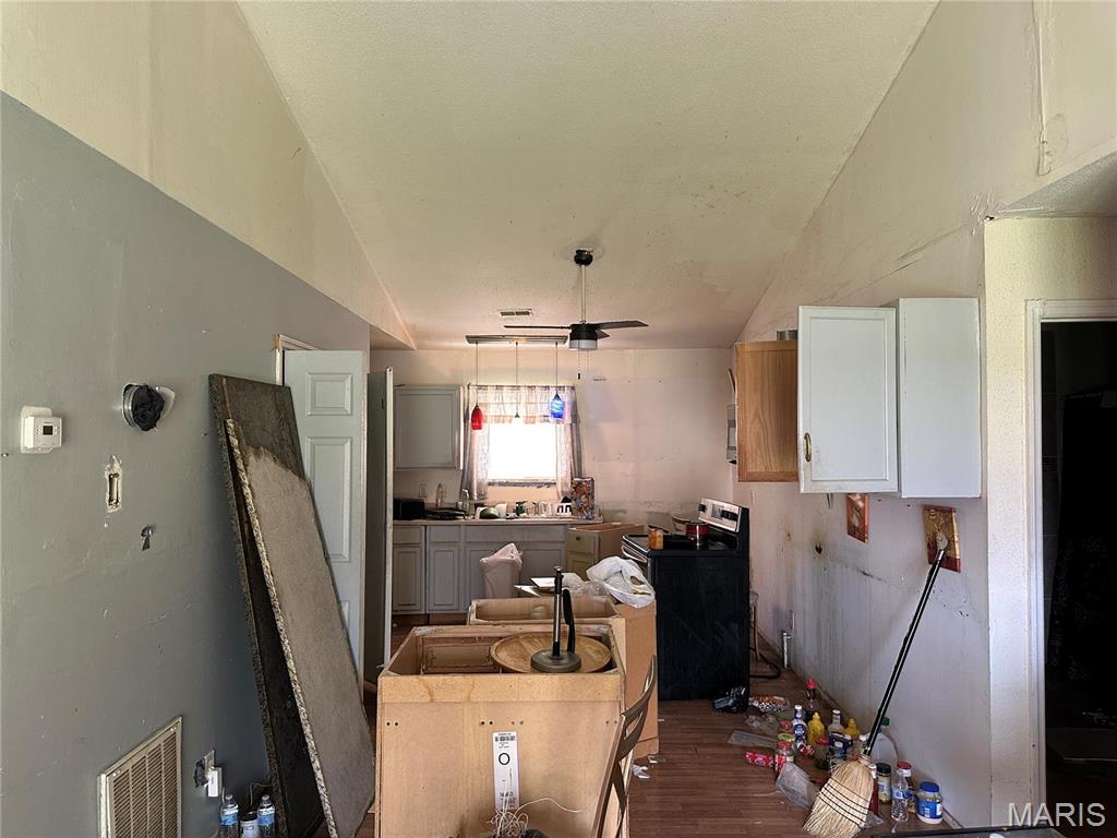 1103 N 44th Street Property Photo 4