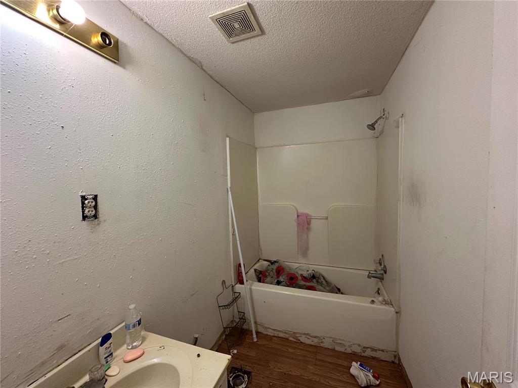 1103 N 44th Street Property Photo 10