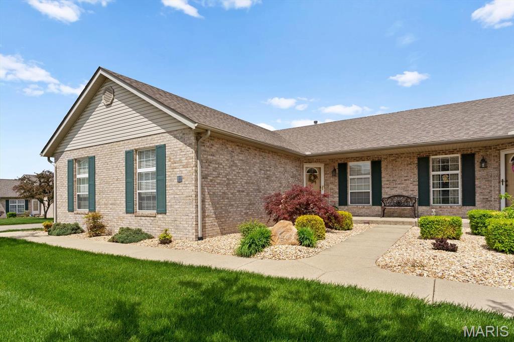 5711 Benford Ridge Property Photo 1