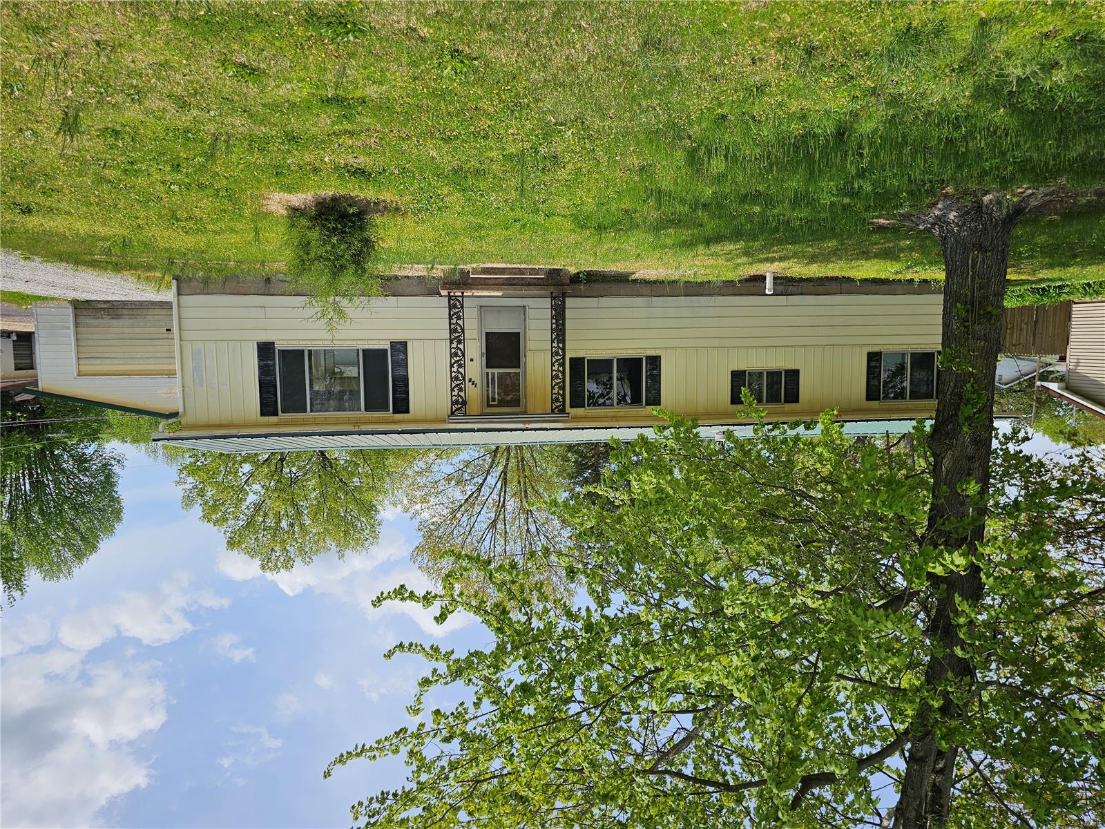 700 N James Street Property Photo