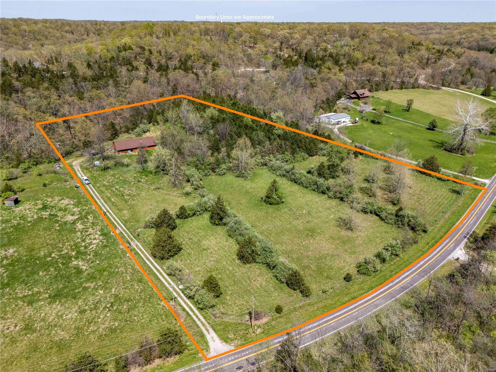 11155 State Highway D 2347 Property Photo