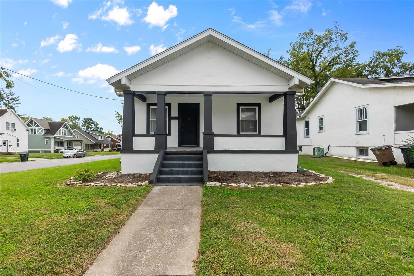 1401 Bessie Street Property Photo
