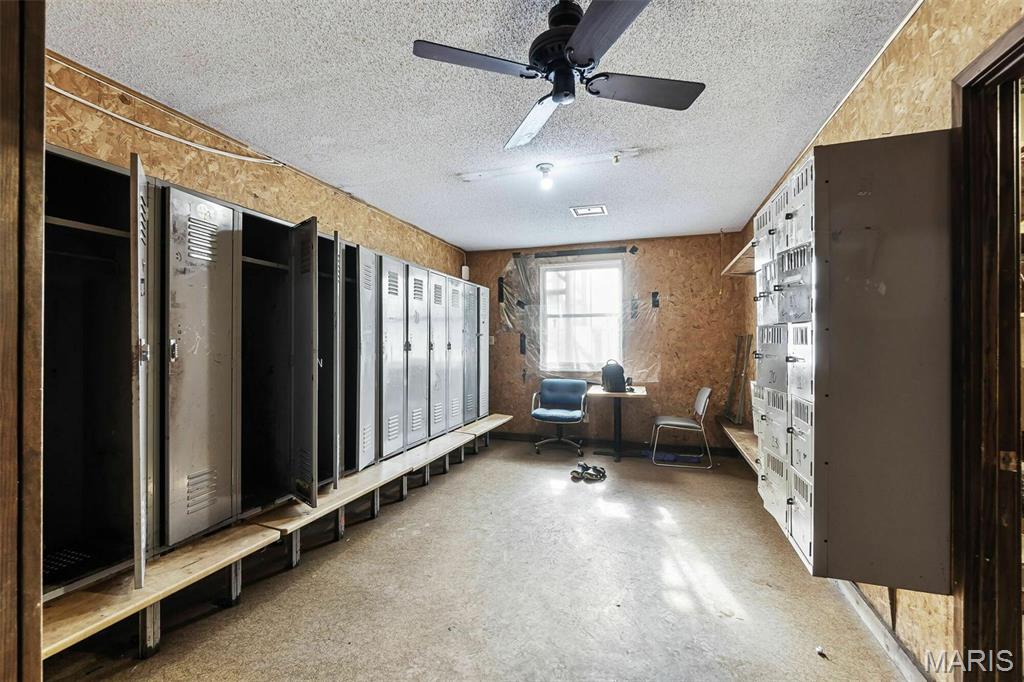 3006 State Highway Ff Property Photo 38