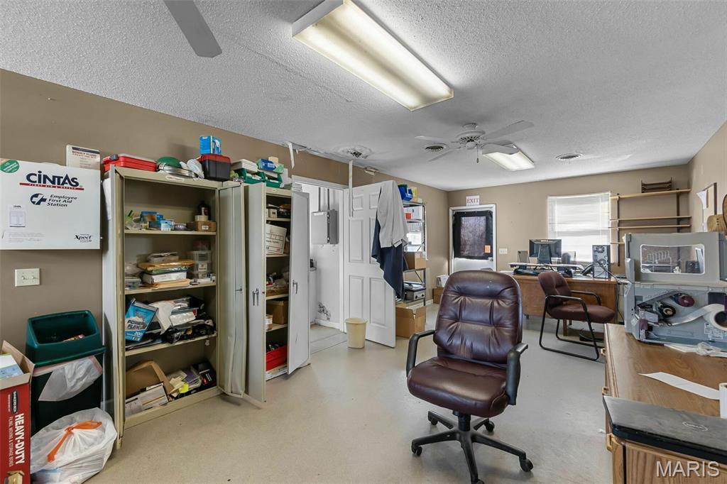 3006 State Highway Ff Property Photo 42