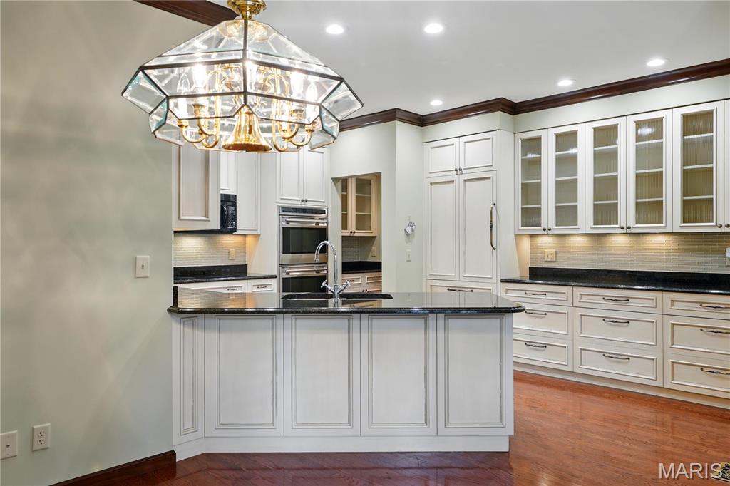 14021 Woods Mill Cove Drive Property Photo 5
