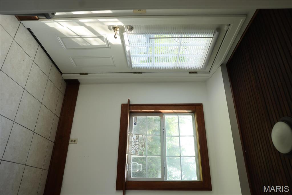 335 St Louis Avenue Property Photo 9
