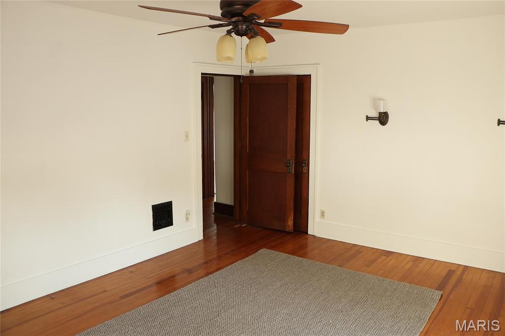 335 St Louis Avenue Property Photo 16