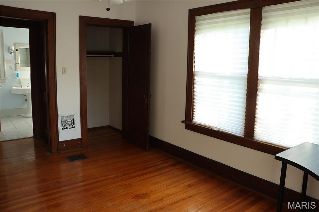 335 St Louis Avenue Property Photo 17