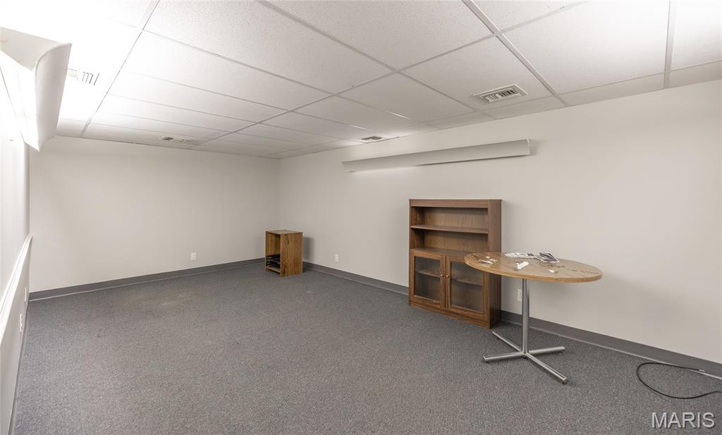915 Whitelaw Street Property Photo 31