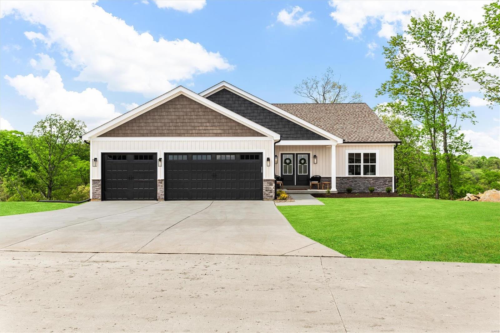 2217 Valleyview Drive Property Photo