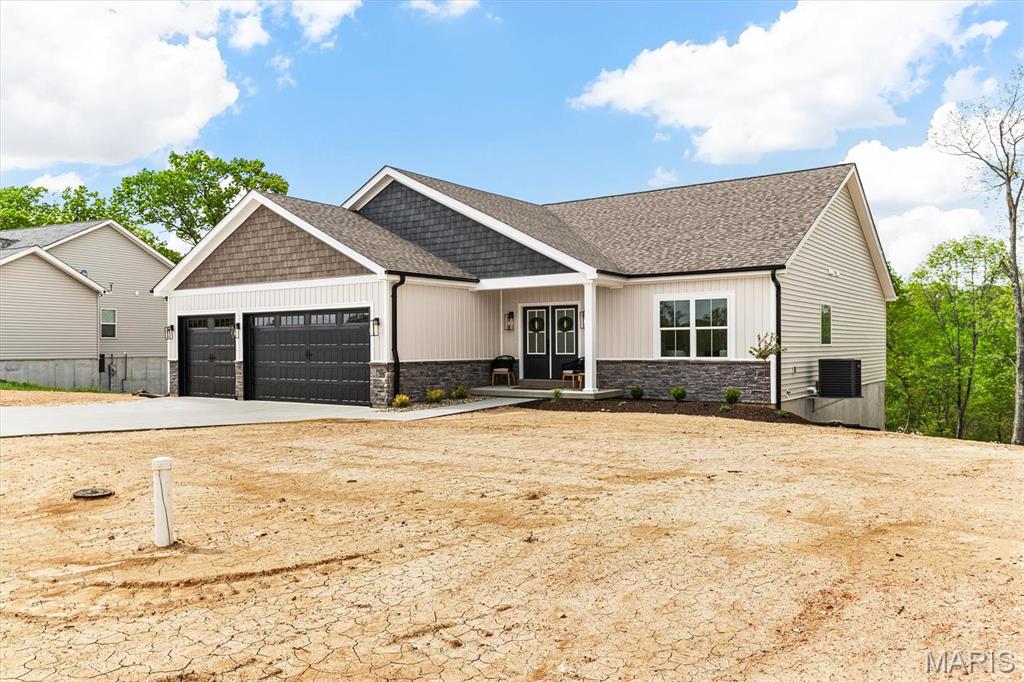2217 Valleyview Drive Property Photo 4