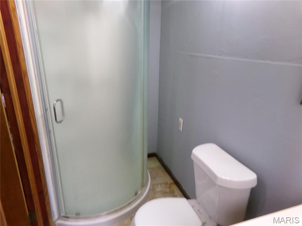 1832 2nd Property Photo 6