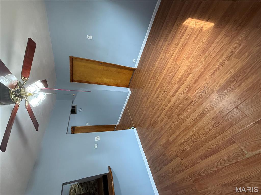 1832 2nd Property Photo 12