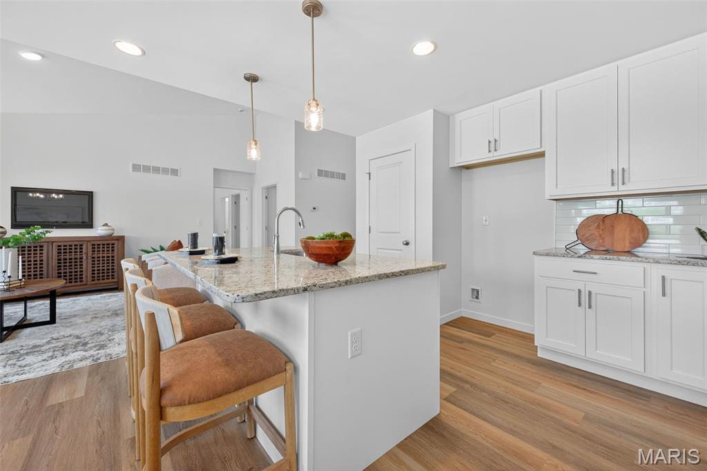 28925 Old Court Drive Property Photo 12