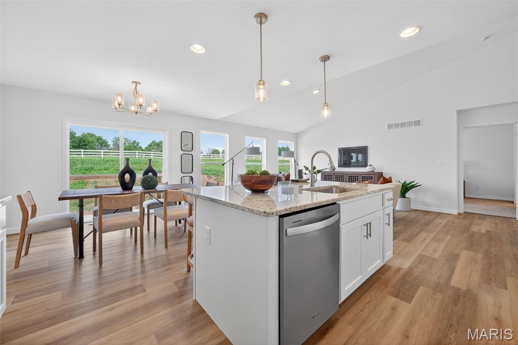 28925 Old Court Drive Property Photo 13