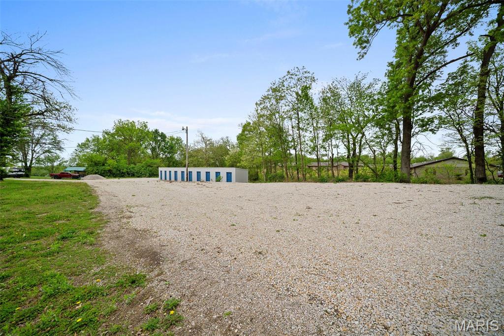 473 N Lincoln Drive Property Photo 9