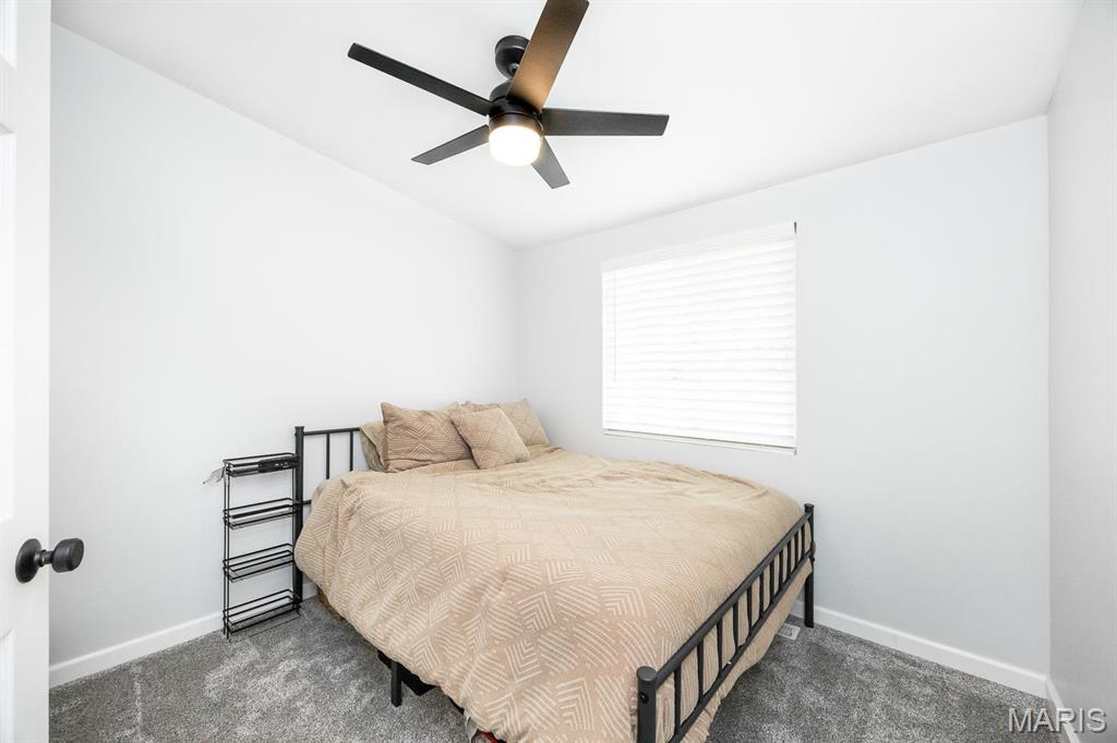 105 Lowell Court Property Photo 18