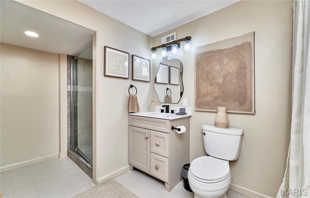2111 Davis Drive Property Photo 34