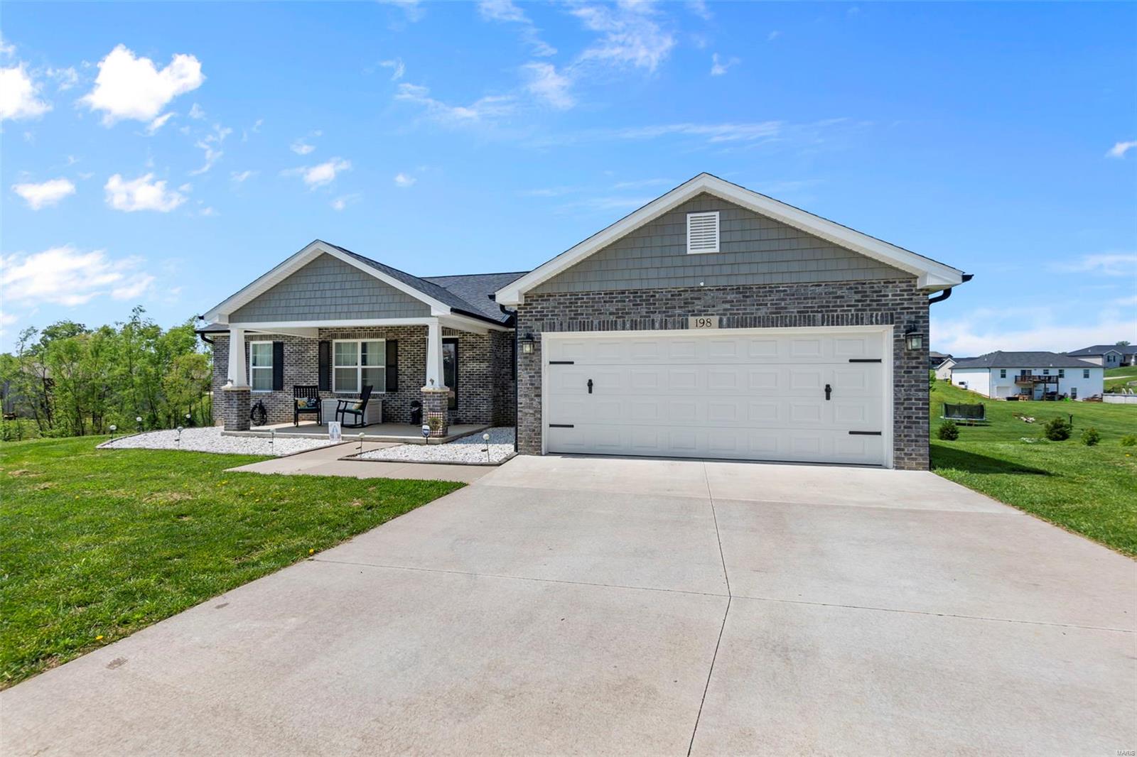 198 Galbaldon Court Property Photo