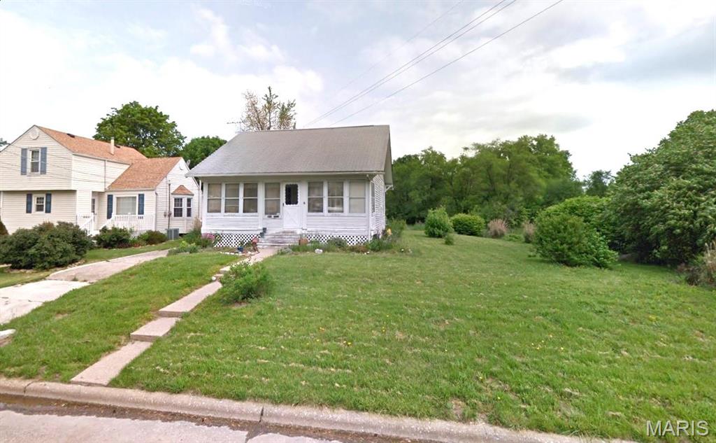 3308 KENDALL Avenue Property Photo 1