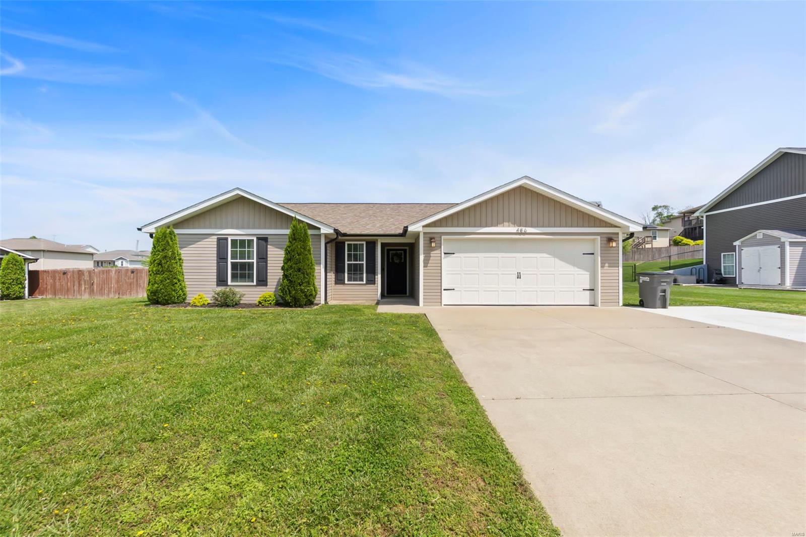 486 Hawks Landing Property Photo