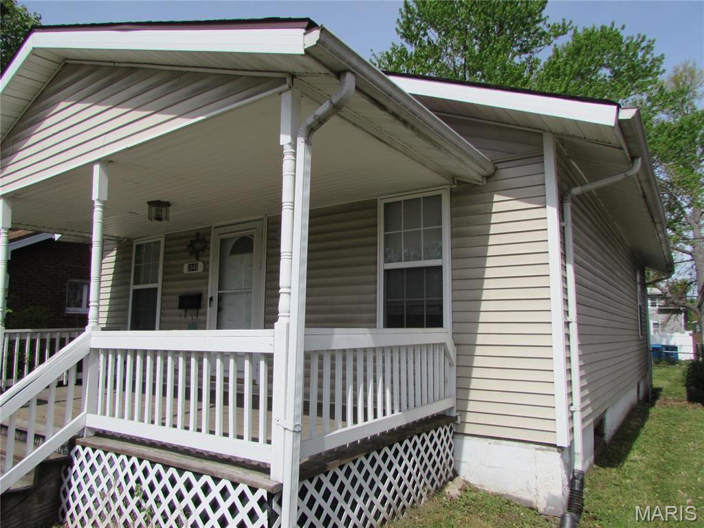 2845 Washington Avenue Property Photo 2