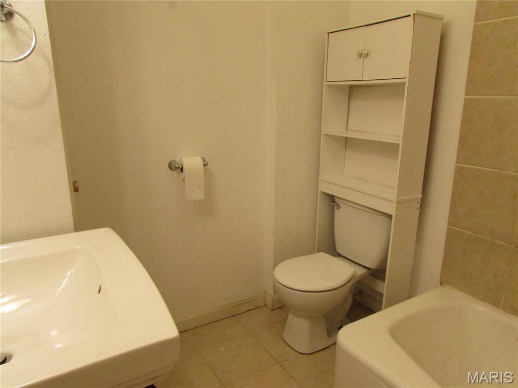 2845 Washington Avenue Property Photo 19